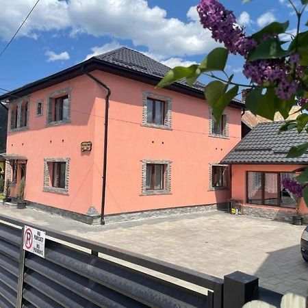 큼홀룸그몰도베네스크 Casa Raraului 아파트 외부 사진