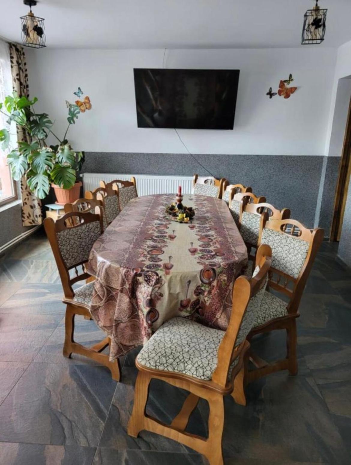 큼홀룸그몰도베네스크 Casa Raraului 아파트 외부 사진